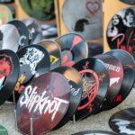 Illustration of How Music Merchandise Became a Major Revenue Stream for Artists