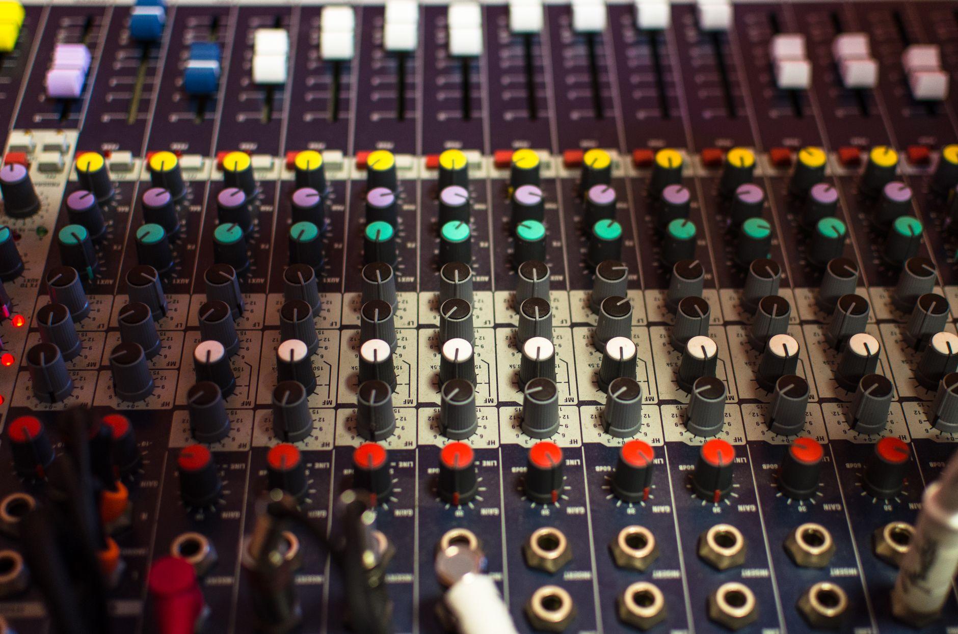 Illustration of What Happens During the Mixing Stage of Music Production