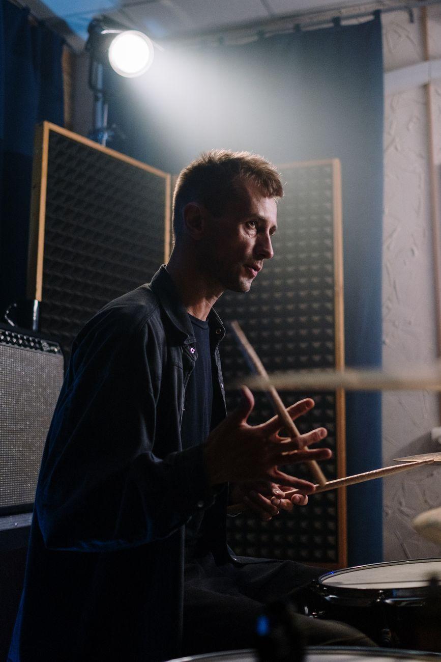 Illustration of What Makes a Drummer's Timing Critical to a Band's Sound