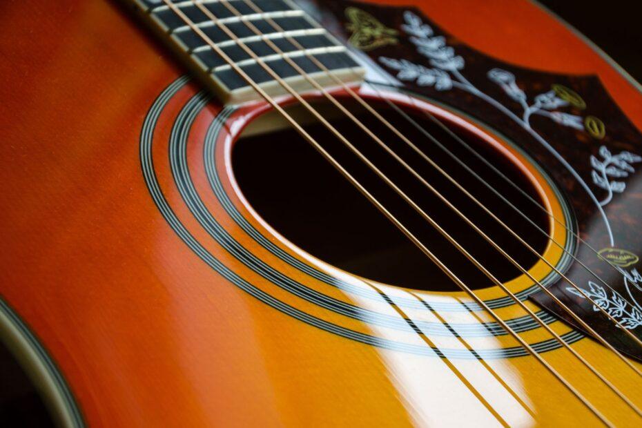 Illustration of What Makes Acoustic Versions Resonate Differently With Listeners